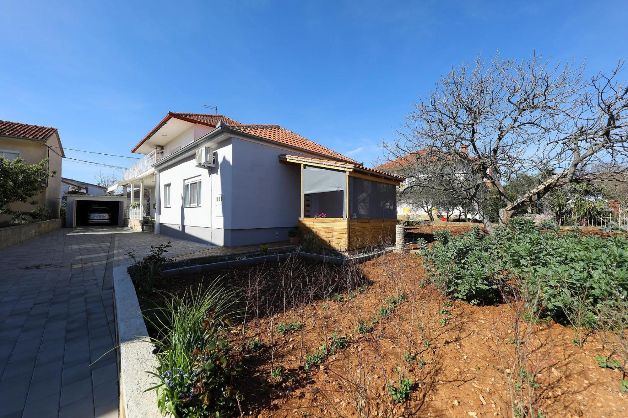Studio Apartman Summer Flower Zadar Exterior photo