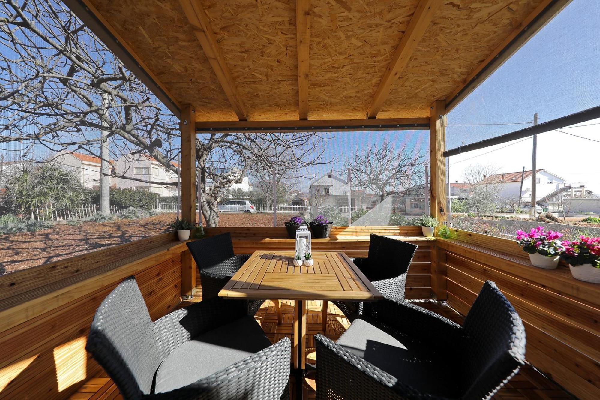 Studio Apartman Summer Flower Zadar Exterior photo
