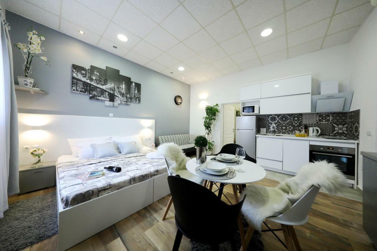 Studio Apartman Summer Flower Zadar Exterior photo