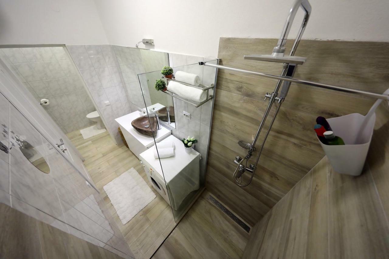 Studio Apartman Summer Flower Zadar Exterior photo