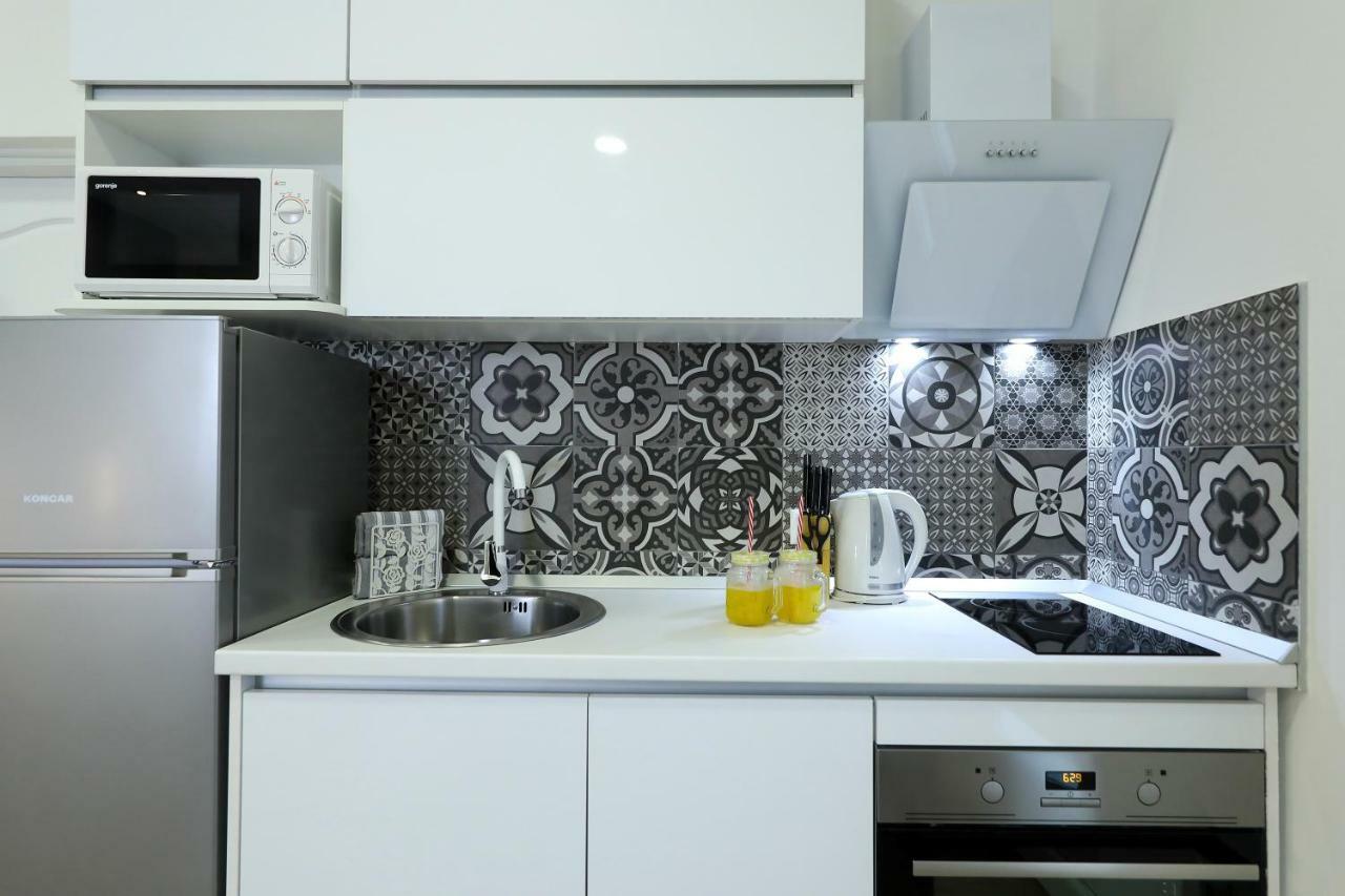 Studio Apartman Summer Flower Zadar Exterior photo